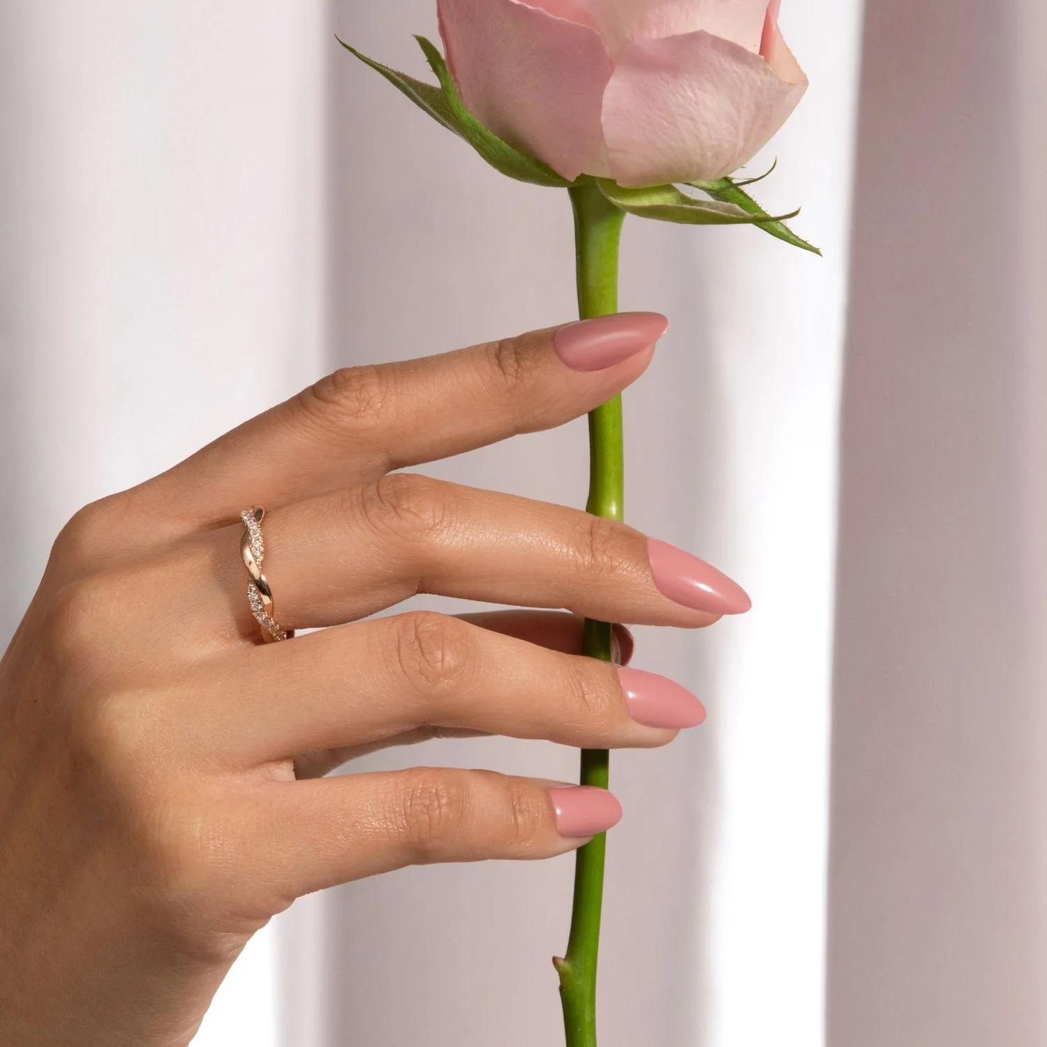 Dusky Pink - Almond Weekender Press On Manicure - Image 2
